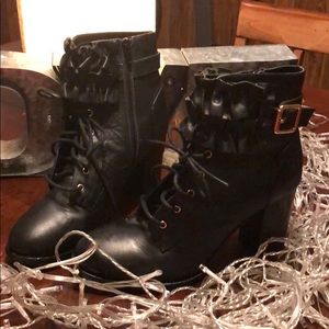 Betsy Johnson Boots